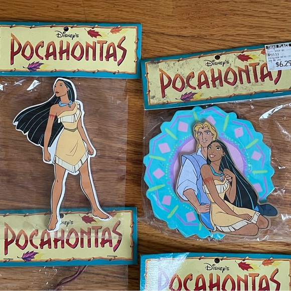Vintage Disney Pocahontas ornament set - Picture 2 of 9